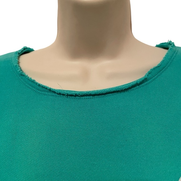 Crown and Ivy Flamingo Sweatshirt Top Teal Beach Size Small So Cute! - Picture 4 of 9